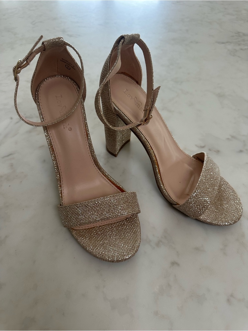 Lov Mark Glitter Ankle-Strap Block Heel Sandals - Rose Gold. Size 7